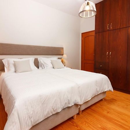 Apartamento Charming And Comfy House Agia Marina Exterior foto