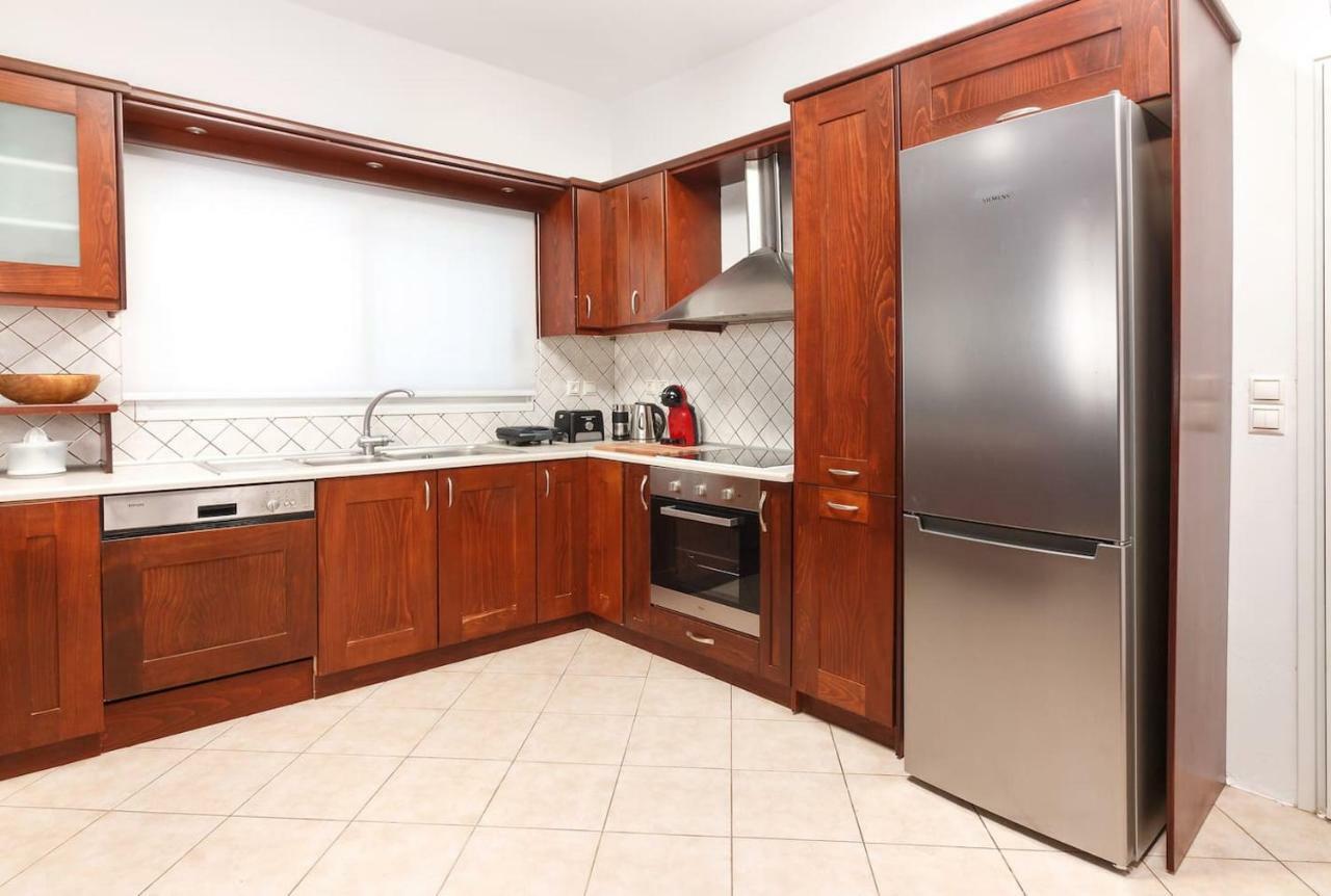 Apartamento Charming And Comfy House Agia Marina Exterior foto