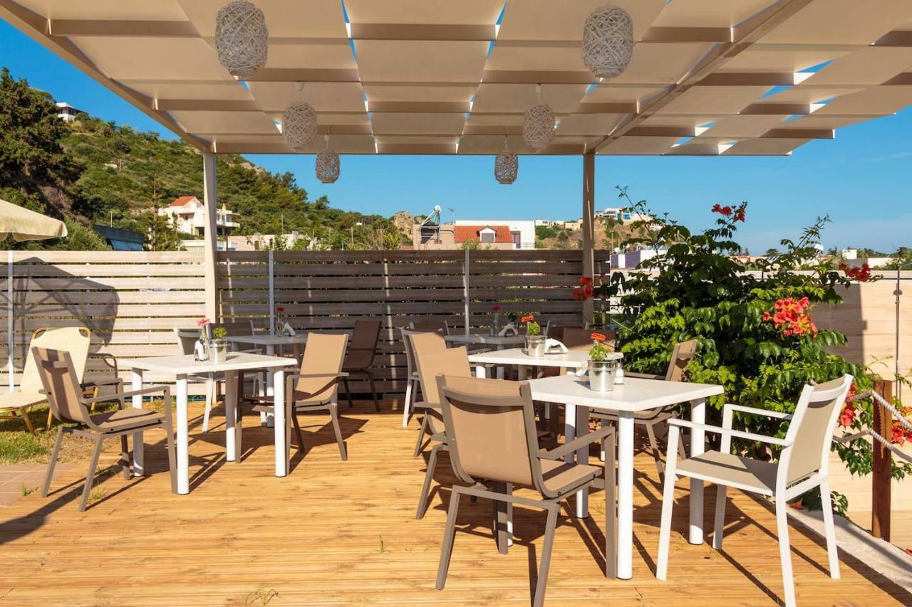 Apartamento Charming And Comfy House Agia Marina Exterior foto