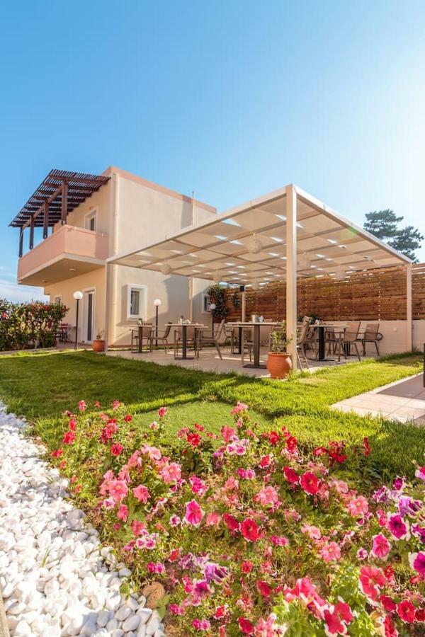 Apartamento Charming And Comfy House Agia Marina Exterior foto