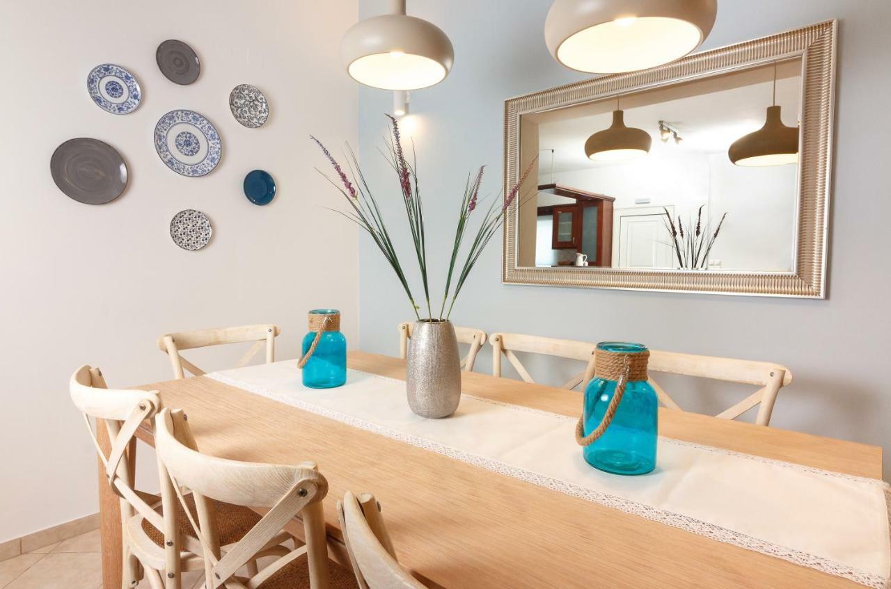 Apartamento Charming And Comfy House Agia Marina Exterior foto