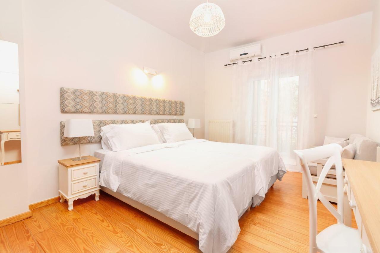 Apartamento Charming And Comfy House Agia Marina Exterior foto